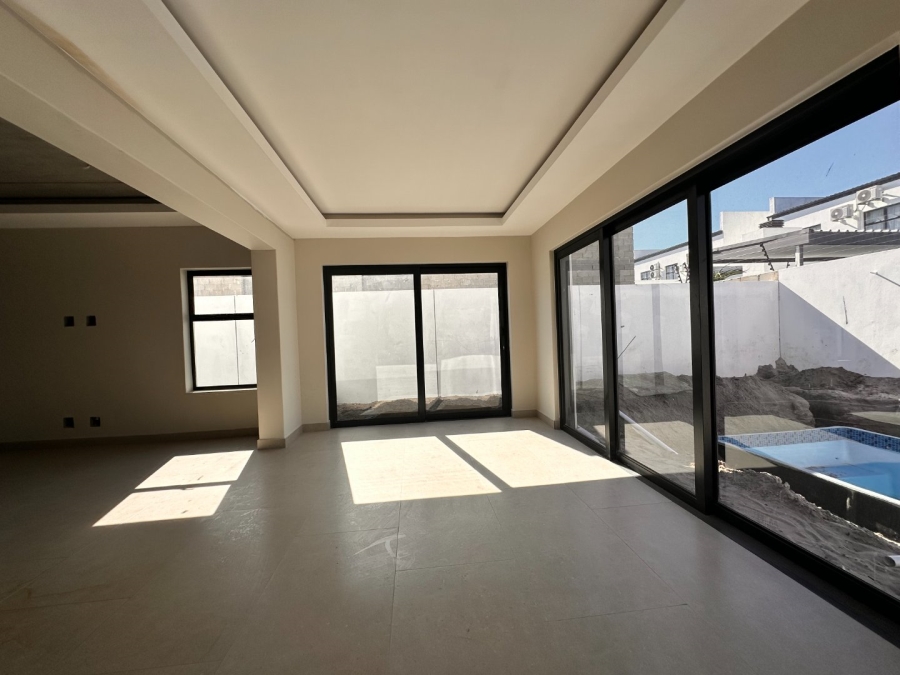 3 Bedroom Property for Sale in Sandown Western Cape